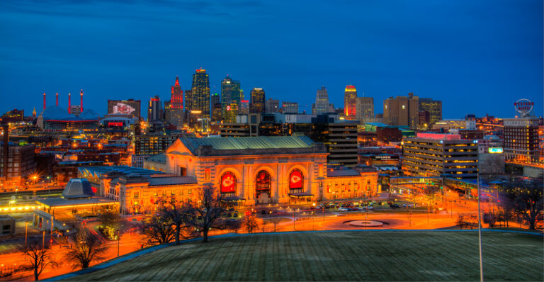 2016-2017 Chiefs Kansas City Skyline